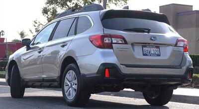 2018 Subaru Outback 2.5i Premium - Photo 3 - Pasadena, CA 91107