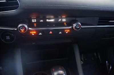2019 Mazda Mazda3 Hatchback Preferred   - Photo 12 - Pasadena, CA 91107