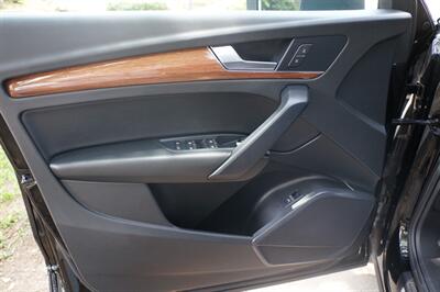 2022 Audi Q5 quattro S line Premium 45   - Photo 17 - Pasadena, CA 91107