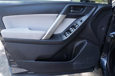 2014 Subaru Forester 2.5i Premium - Photo 16 - Pasadena, CA 91107