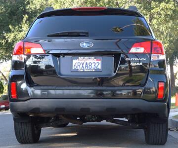 2011 Subaru Outback 2.5i Limited - Photo 5 - Pasadena, CA 91107