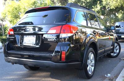 2011 Subaru Outback 2.5i Limited - Photo 4 - Pasadena, CA 91107