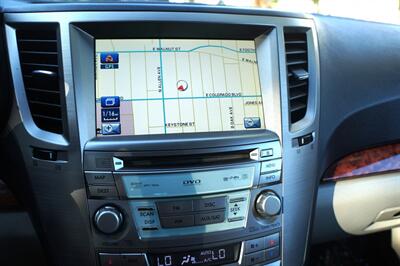 2011 Subaru Outback 2.5i Limited - Photo 13 - Pasadena, CA 91107