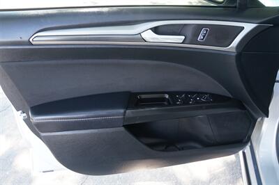 2017 Ford Fusion SE - Photo 15 - Pasadena, CA 91107