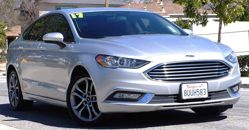 2017 Ford Fusion SE   - Photo 1 - Pasadena, CA 91107