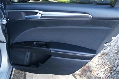 2017 Ford Fusion SE - Photo 18 - Pasadena, CA 91107