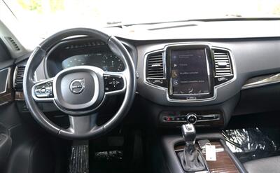 2016 Volvo XC90 T6 Momentum   - Photo 13 - Pasadena, CA 91107