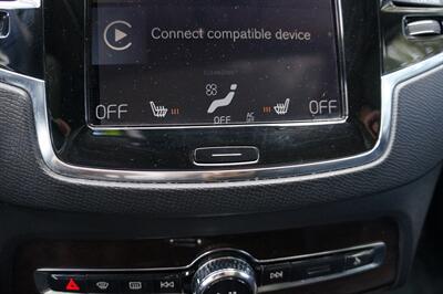 2016 Volvo XC90 T6 Momentum   - Photo 17 - Pasadena, CA 91107