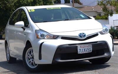 2015 Toyota Prius v Two   - Photo 1 - Pasadena, CA 91107