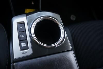 2015 Toyota Prius v Two   - Photo 11 - Pasadena, CA 91107