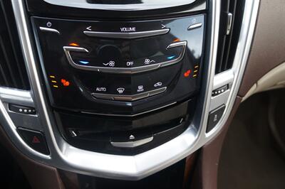 2013 Cadillac SRX Performance Collection - Photo 15 - Pasadena, CA 91107