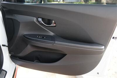 2020 Hyundai VELOSTER N - Photo 14 - Pasadena, CA 91107