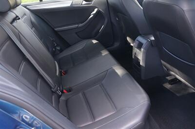 2017 Volkswagen Jetta 1.4T SE   - Photo 7 - Pasadena, CA 91107