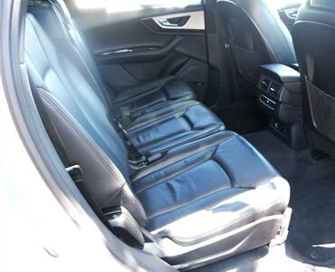 2019 Audi Q7 quattro SE Premium Plus 4   - Photo 10 - Pasadena, CA 91107