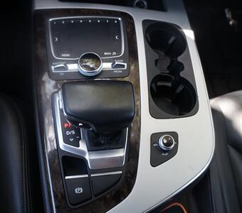 2019 Audi Q7 quattro SE Premium Plus 4   - Photo 16 - Pasadena, CA 91107