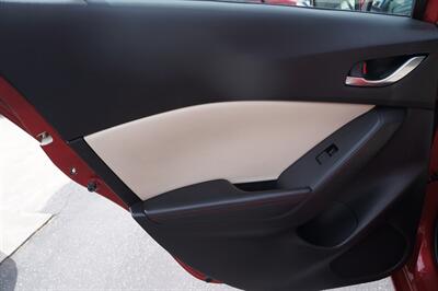 2014 Mazda Mazda3 s Grand Touring - Photo 17 - Pasadena, CA 91107