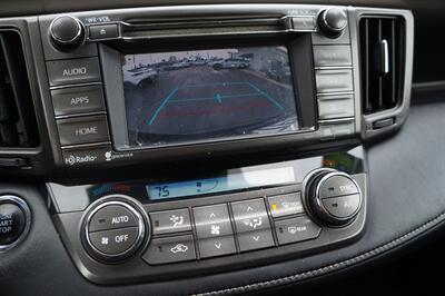 2015 Toyota RAV4 Limited   - Photo 12 - Pasadena, CA 91107