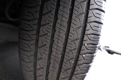 2015 Toyota RAV4 Limited   - Photo 25 - Pasadena, CA 91107