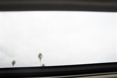 2015 Toyota RAV4 Limited   - Photo 14 - Pasadena, CA 91107