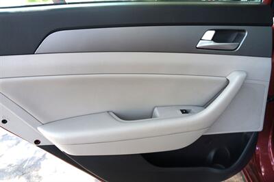 2015 Hyundai SONATA SE   - Photo 16 - Pasadena, CA 91107