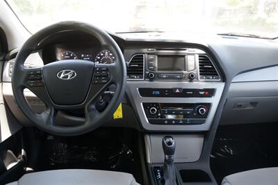 2015 Hyundai SONATA SE   - Photo 10 - Pasadena, CA 91107