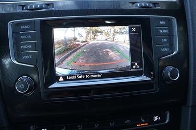 2015 Volkswagen Golf GTI SE - Photo 12 - Pasadena, CA 91107