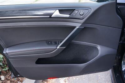 2015 Volkswagen Golf GTI SE - Photo 17 - Pasadena, CA 91107