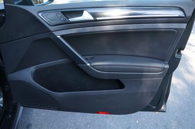2015 Volkswagen Golf GTI SE - Photo 19 - Pasadena, CA 91107
