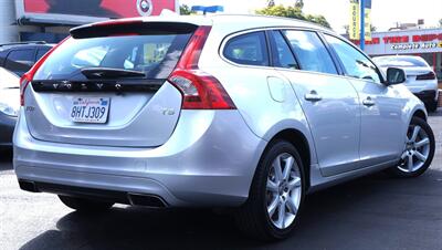 2017 Volvo V60 T5 Premier   - Photo 3 - Pasadena, CA 91107