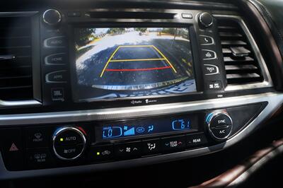 2014 Toyota Highlander Limited   - Photo 8 - Pasadena, CA 91107