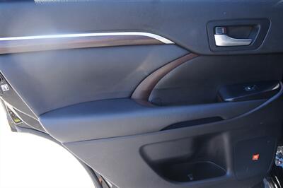 2014 Toyota Highlander Limited   - Photo 12 - Pasadena, CA 91107