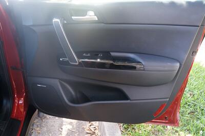 2020 Kia Sportage EX - Photo 23 - Pasadena, CA 91107