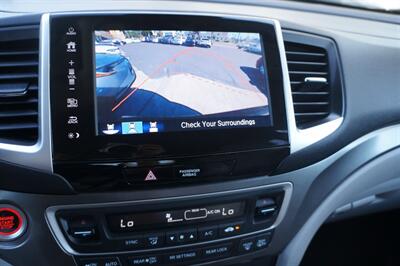 2017 Honda Pilot EX w/Honda Sensing   - Photo 12 - Pasadena, CA 91107