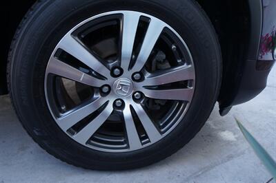 2017 Honda Pilot EX w/Honda Sensing   - Photo 21 - Pasadena, CA 91107