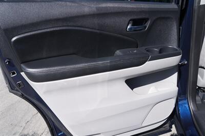 2017 Honda Pilot EX w/Honda Sensing   - Photo 18 - Pasadena, CA 91107