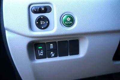 2017 Honda Pilot EX w/Honda Sensing   - Photo 14 - Pasadena, CA 91107