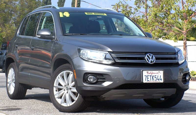 2014 Volkswagen Tiguan SEL   - Photo 1 - Pasadena, CA 91107