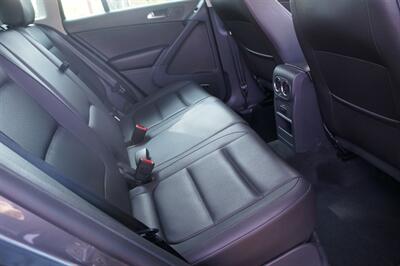 2014 Volkswagen Tiguan SEL   - Photo 11 - Pasadena, CA 91107