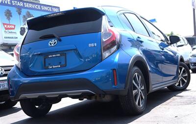 2018 Toyota Prius c TWO   - Photo 3 - Pasadena, CA 91107