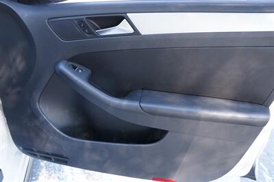 2012 Volkswagen Jetta GLI   - Photo 13 - Pasadena, CA 91107