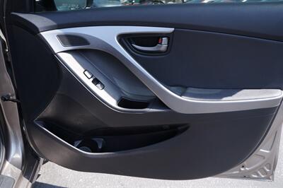 2013 Hyundai ELANTRA Limited - Photo 16 - Pasadena, CA 91107