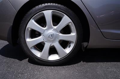 2013 Hyundai ELANTRA Limited - Photo 21 - Pasadena, CA 91107