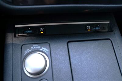 2015 Lexus ES 350   - Photo 13 - Pasadena, CA 91107