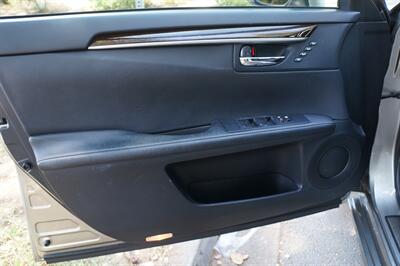 2015 Lexus ES 350   - Photo 18 - Pasadena, CA 91107