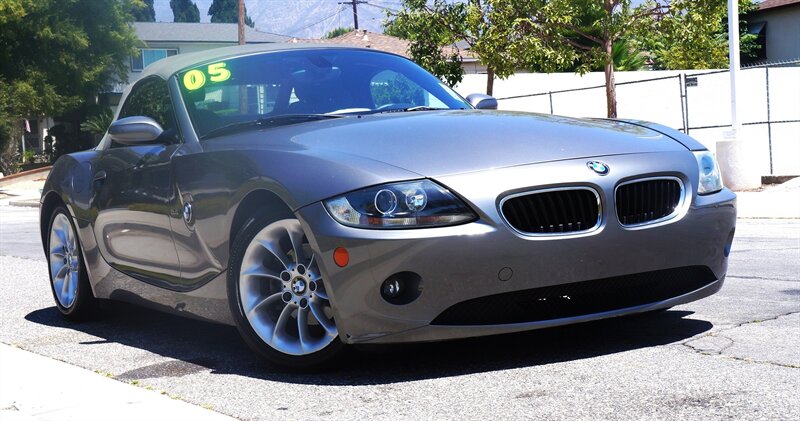 2005 BMW Z4 2.5i   - Photo 1 - Pasadena, CA 91107
