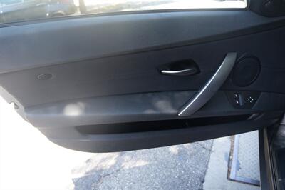 2005 BMW Z4 2.5i - Photo 15 - Pasadena, CA 91107