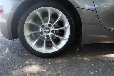 2005 BMW Z4 2.5i - Photo 17 - Pasadena, CA 91107