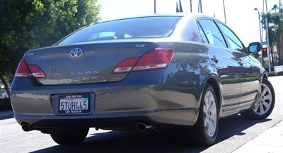 2006 Toyota Avalon XLS   - Photo 4 - Pasadena, CA 91107