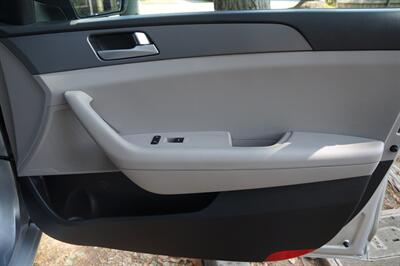 2016 Hyundai SONATA SE   - Photo 13 - Pasadena, CA 91107