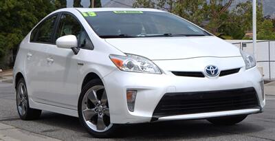 2013 Toyota Prius Three   - Photo 1 - Pasadena, CA 91107